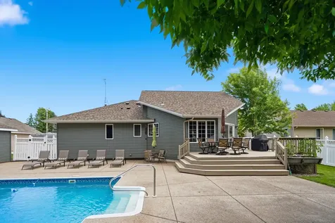 1411 8th Avenue N Sartell MN 56377