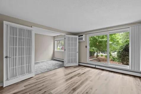 1601 N Innsbruck Drive Fridley MN 55432