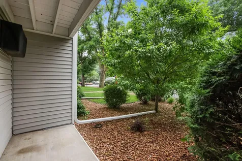 1601 N Innsbruck Drive Fridley MN 55432