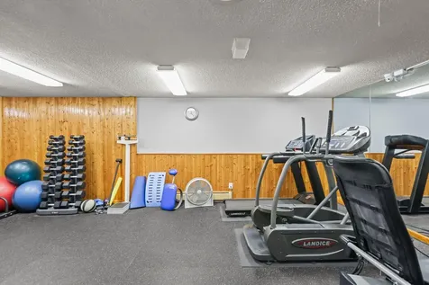 1601 N Innsbruck Drive Fridley MN 55432