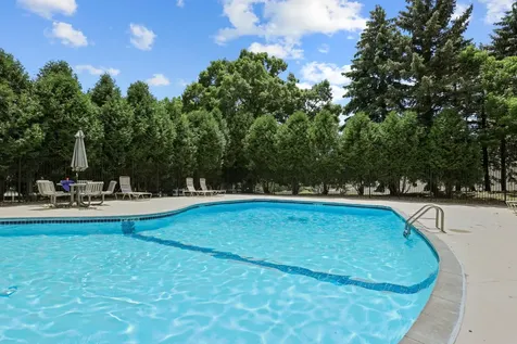 1601 N Innsbruck Drive Fridley MN 55432