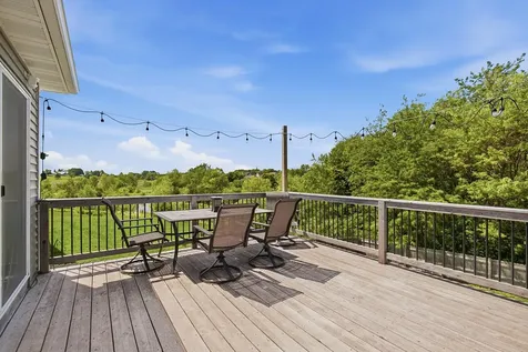 917 Mulberry Avenue NE Montgomery MN 56069