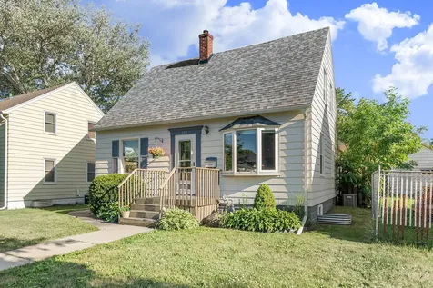807 11th Avenue NW Austin MN 55912