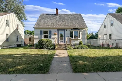 807 11th Avenue NW Austin MN 55912