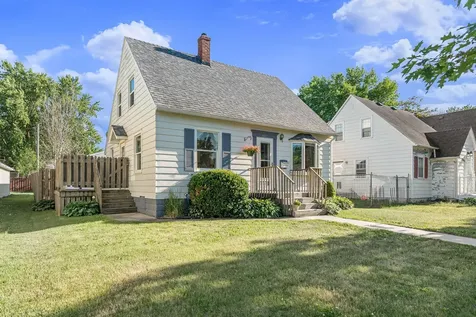 807 11th Avenue NW Austin MN 55912