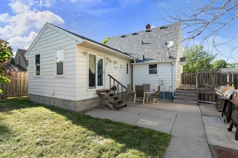 807 11th Avenue NW Austin MN 55912