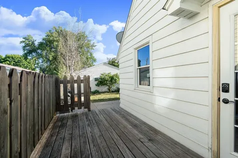 807 11th Avenue NW Austin MN 55912