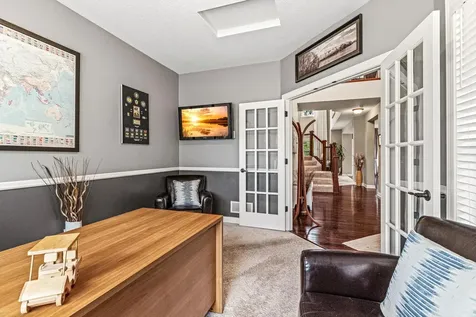 1179 Maple Lane W Roseville MN 55113