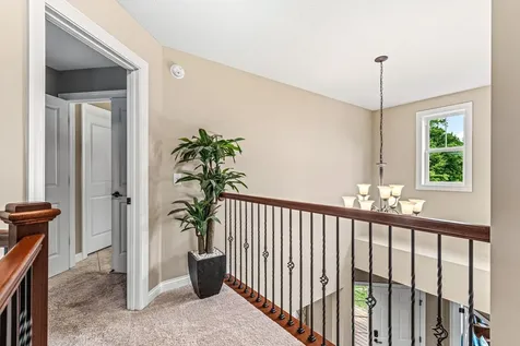1179 Maple Lane W Roseville MN 55113