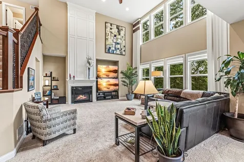 1179 Maple Lane W Roseville MN 55113