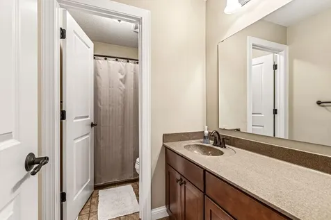 1179 Maple Lane W Roseville MN 55113