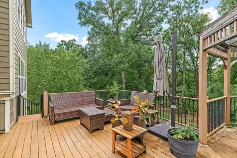 1179 Maple Lane W Roseville MN 55113