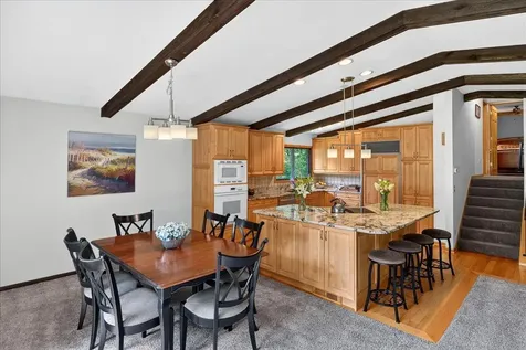 16808 Blenheim Way Minnetonka MN 55345