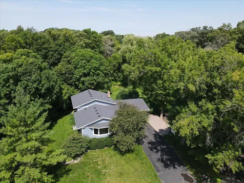16808 Blenheim Way Minnetonka MN 55345