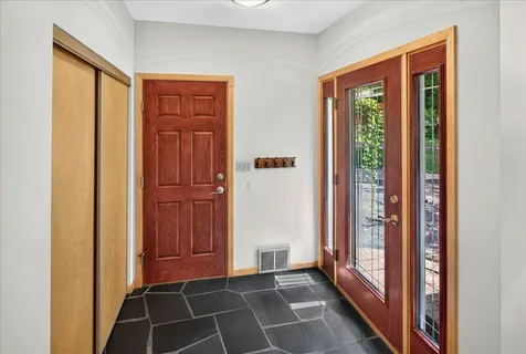 16808 Blenheim Way Minnetonka MN 55345