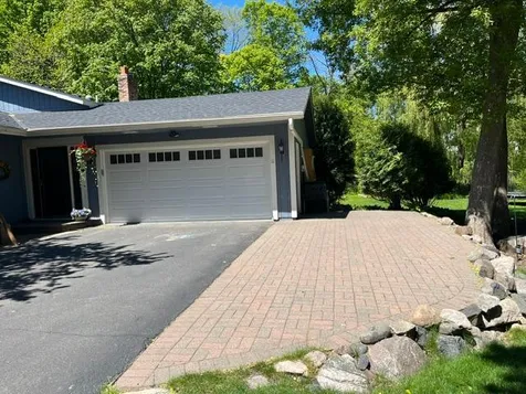16808 Blenheim Way Minnetonka MN 55345