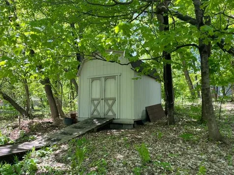 16808 Blenheim Way Minnetonka MN 55345