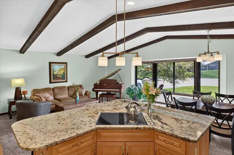 16808 Blenheim Way Minnetonka MN 55345