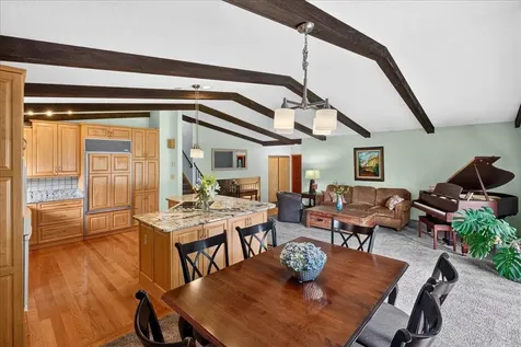 16808 Blenheim Way Minnetonka MN 55345