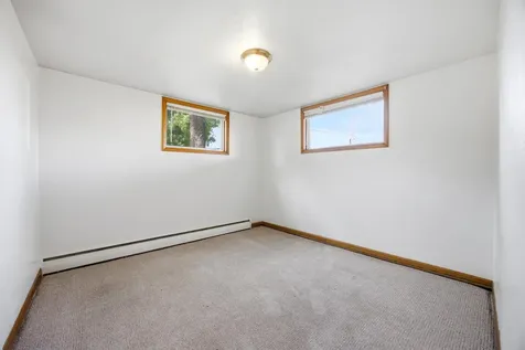 2710 N 8th Street N Fargo ND 58102