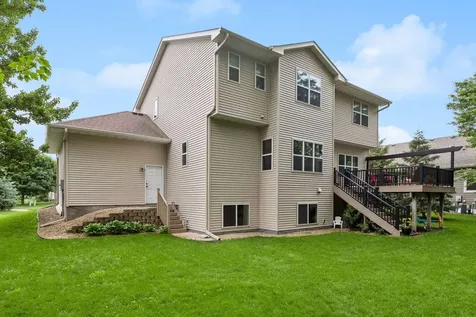 4424 118th Avenue NE Blaine MN 55449