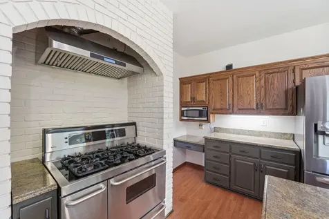 1451 Brookshire Court New Brighton MN 55112