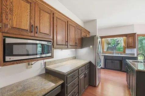 1451 Brookshire Court New Brighton MN 55112
