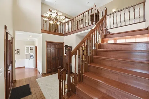1451 Brookshire Court New Brighton MN 55112