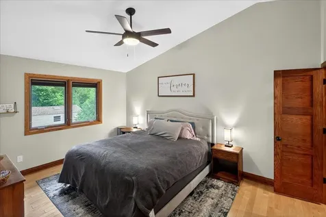 1222 Saddlebrook Lane Woodbury MN 55125