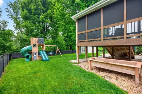 1222 Saddlebrook Lane Woodbury MN 55125