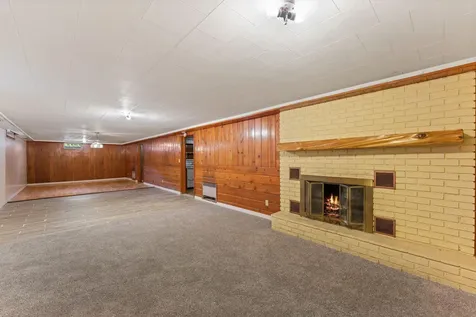 8360 Cedar Street Rockford MN 55373