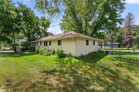 8360 Cedar Street Rockford MN 55373