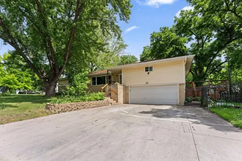 8360 Cedar Street Rockford MN 55373