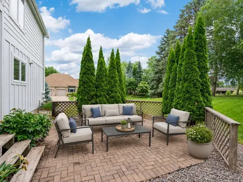 13808 Frontier Lane Burnsville MN 55337
