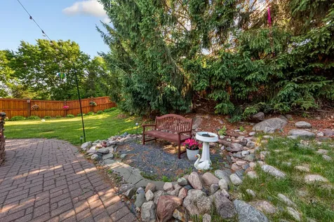 716 N 8th Street Saint Peter MN 56082