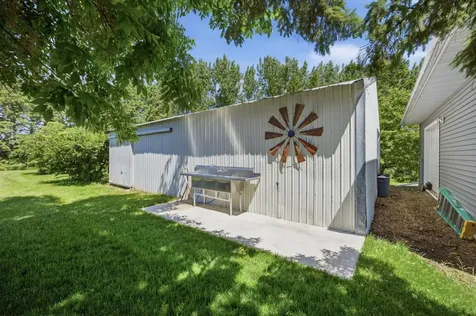 16824 County Highway 11 Audubon MN 56511