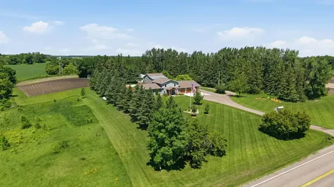 16824 County Highway 11 Audubon MN 56511