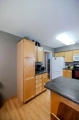 3 Sunnyslope Road Morris MN 56267