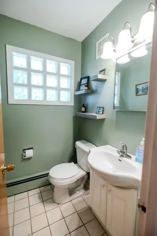 3 Sunnyslope Road Morris MN 56267