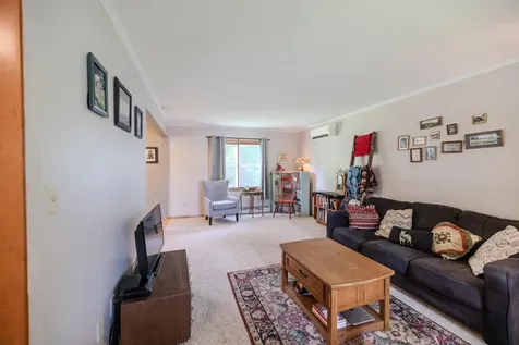 3 Sunnyslope Road Morris MN 56267