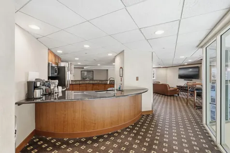78 10th Street E Saint Paul MN 55101