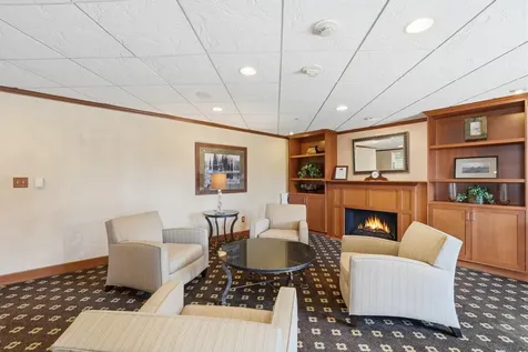 78 10th Street E Saint Paul MN 55101