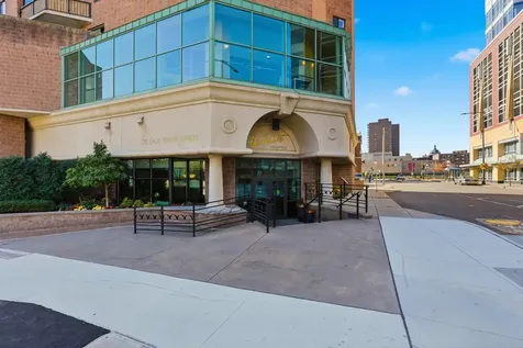 78 10th Street E Saint Paul MN 55101