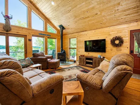 14066W Snowshoe Lane Stone Lake WI 54876