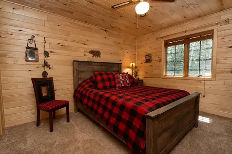 14066W Snowshoe Lane Stone Lake WI 54876