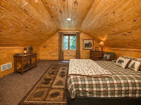 14066W Snowshoe Lane Stone Lake WI 54876