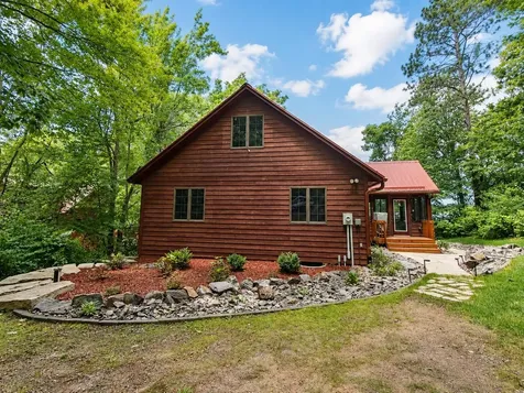 14066W Snowshoe Lane Stone Lake WI 54876