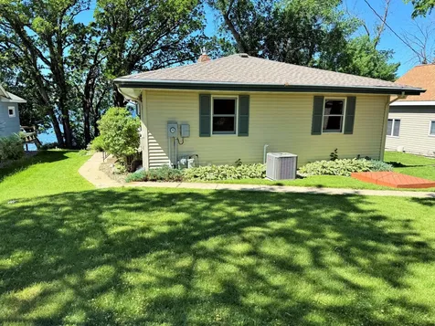 3776 N Eagle Road Willmar MN 56201