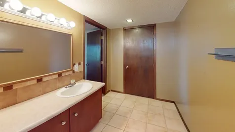 3776 N Eagle Road Willmar MN 56201