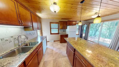 3776 N Eagle Road Willmar MN 56201